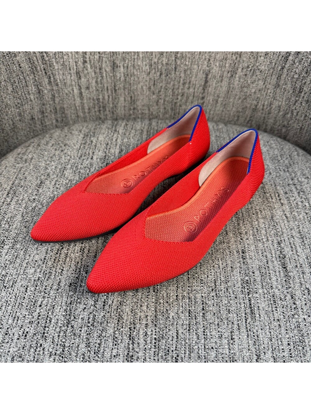 Rothys The Point Women's Pointed Toe Knit Red Flats Shoes Size 6.5 NWOB NEW